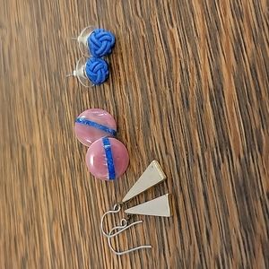3 pairs of earrings